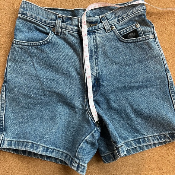 Vintage 90s Harley Davidson Jean shorts - Picture 8 of 11